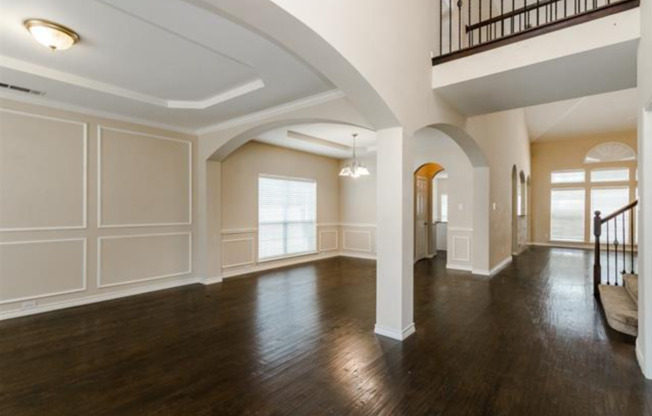 107 PINEDALE DR