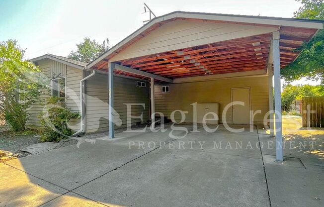 Charming 3-Bedroom Home in College Place, WA