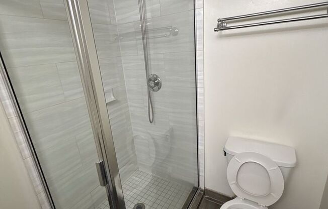 Studio, 1 bath, 4 sqft, $1,195, Unit 404
