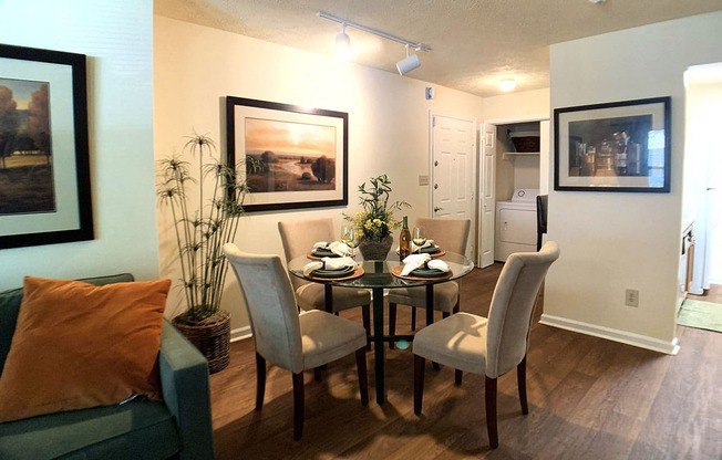 Separate Dining Area at Apartments in Dunwoody