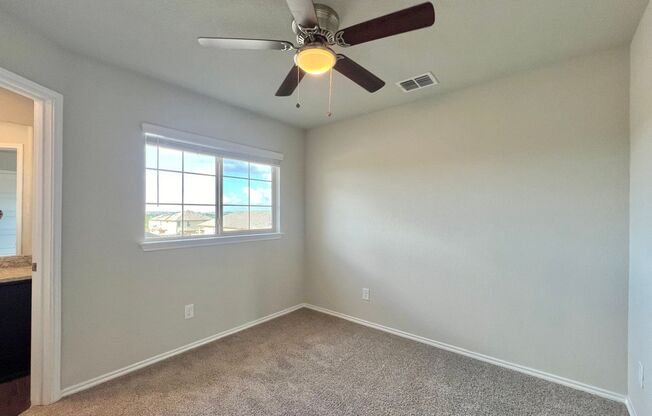 3 beds, 2 baths, $1,475, Unit 9106 Canyon Bend Unit 2