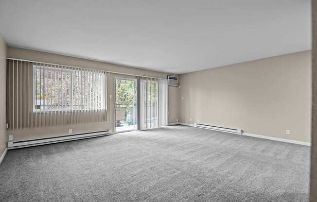 Sycamore Apartments in Walla Walla, Washington Living Room and Private Patio