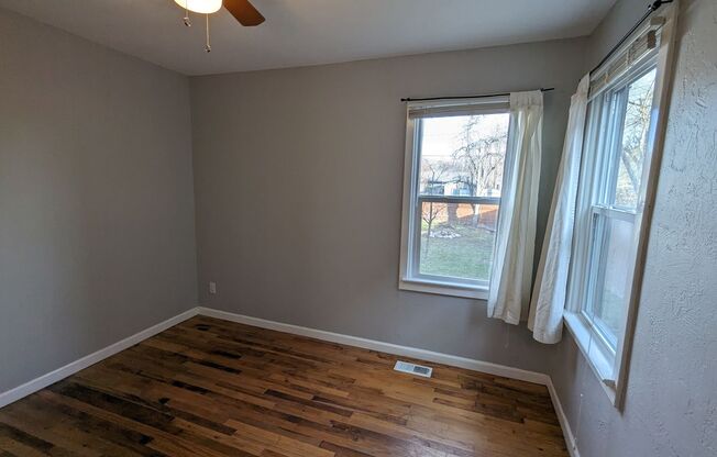 2 beds, 1 bath, $1,850