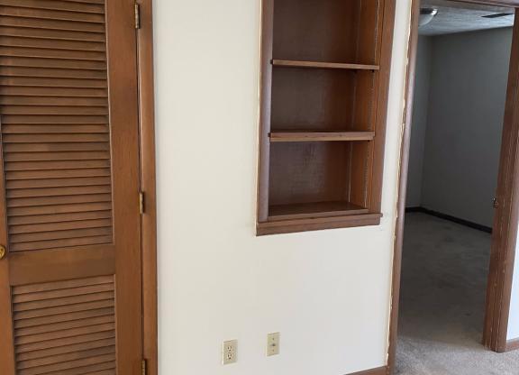 1 bed, 1 bath, 1,000 sqft, $700