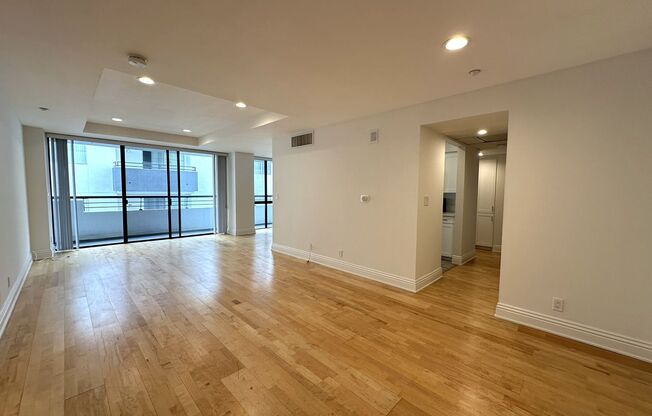 2 beds, 2.5 baths, 1,300 sqft, $3,995, Unit 203