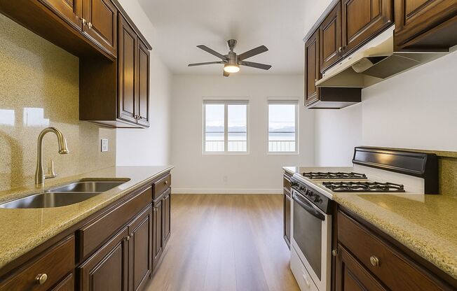 26110 Narbonne Ave