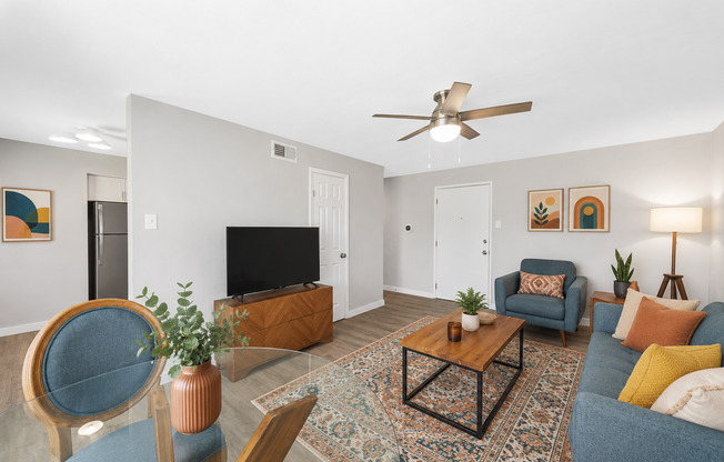 1 bed, 1 bath, 700 sqft, $895, Unit 1B