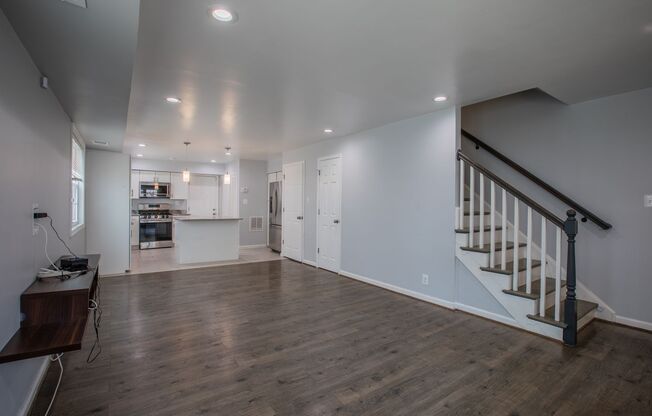 Lovely 3 BR/2.5 BA End Unit Townhome in Deanwood!