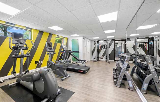 Bren Mar Apartments in Alexandria, VA