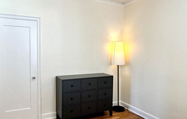 1 bed, 1 bath, 600 sqft, $2,695, Unit 26