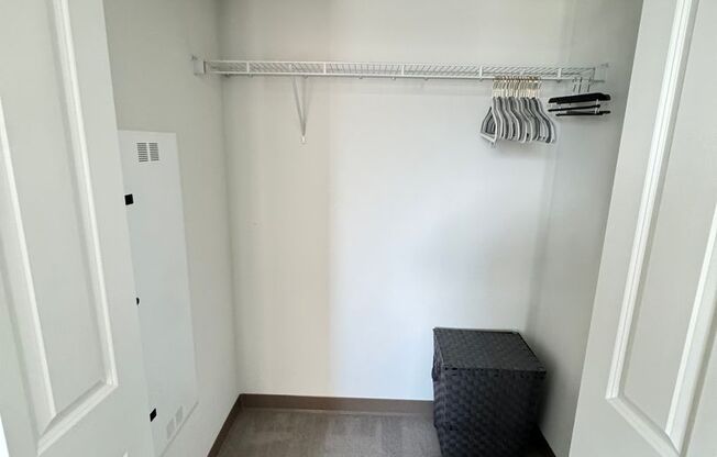 1 bed, 1 bath, $2,500, Unit UNIT # 2103