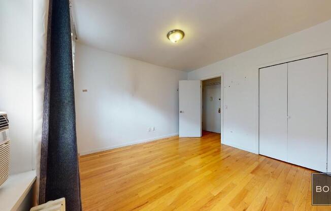 2 beds, 1 bath, $4,250, Unit 3E