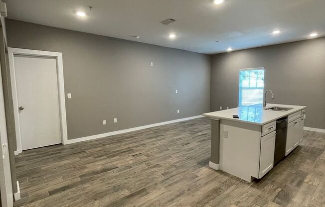 A1011 Woodbury Row Phase III