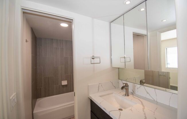 Updated North Park 2 Bedroom Home With Garage and In Unit W/D