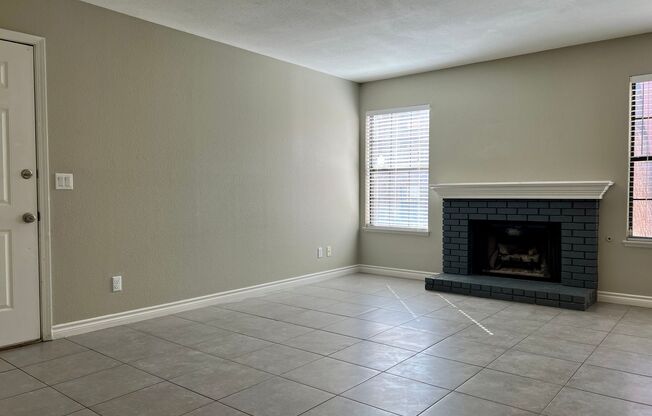 2 beds, 2 baths, 1,058 sqft, $1,600, Unit #15B