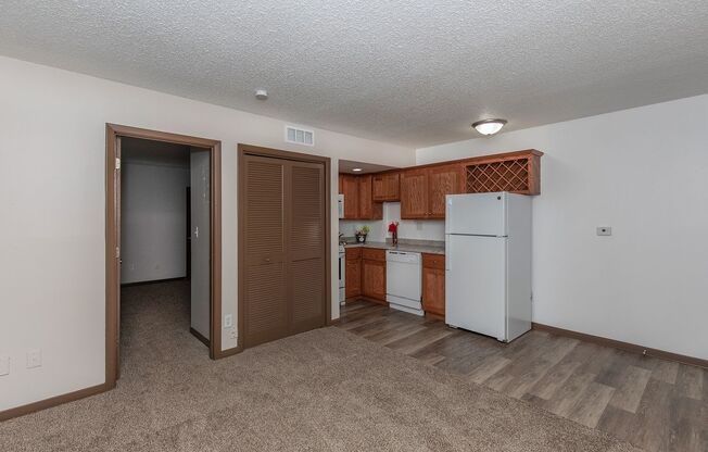 1 bed, 1 bath, 650 sqft, $680, Unit 3509 N Main Street Apt 2