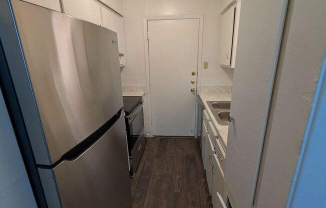 2 beds, 2 baths, 932 sqft, $1,065, Unit 58-A