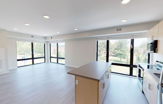 2 beds, 1 bath, 815 sqft, $1,700, Unit 2530-440