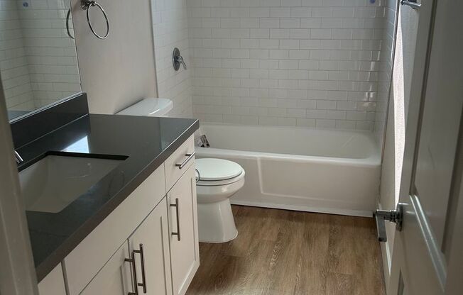 1 bed, 1 bath, 750 sqft, $2,145, Unit 05