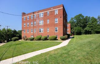 2040 N. Vermont Street