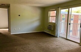 2 beds, 1 bath, 850 sqft, $2,000, Unit A2