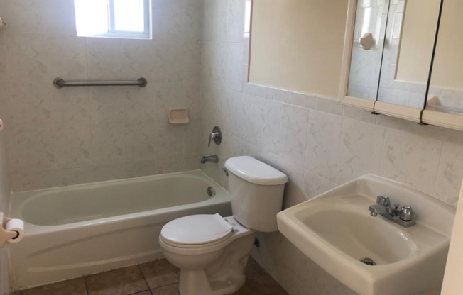 0 SW 21 AVE