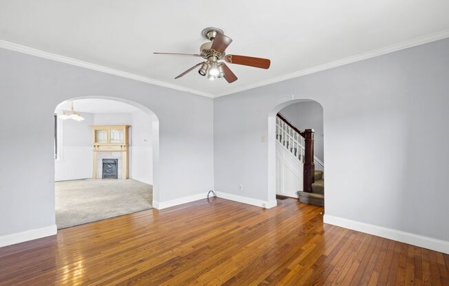Stunning 4 bedroom home in Overbrook available November 1!