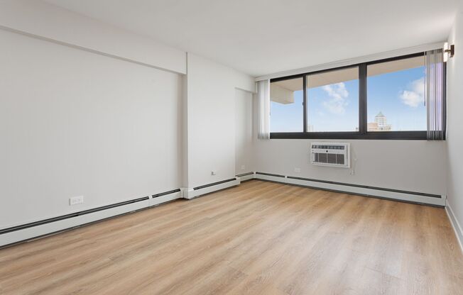 3 beds, 1.5 baths, 1,014 sqft, $3,200, Unit 8C
