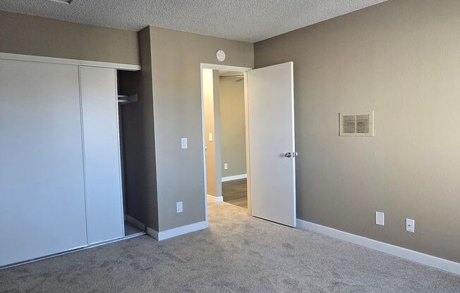 1 bed, 1 bath, 640 sqft, $2,095, Unit 650 - 89
