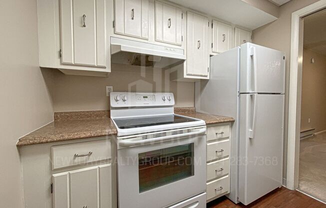 1 bed, 1 bath, 765 sqft, $995, Unit TH 405