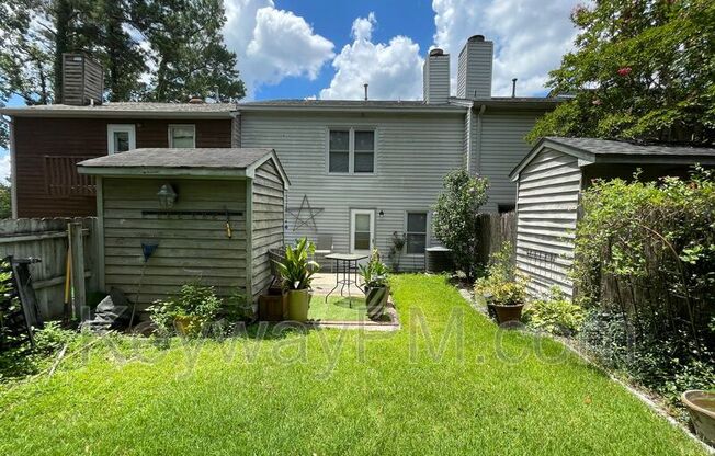 2930 RUNNING CRK LN
