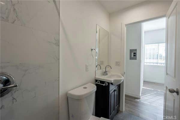 Studio, 1 bath, 200 sqft, $1,300, Unit 3/4