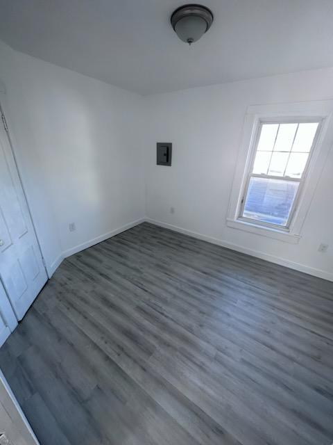 3 beds, 1 bath, 1,000 sqft, $2,000