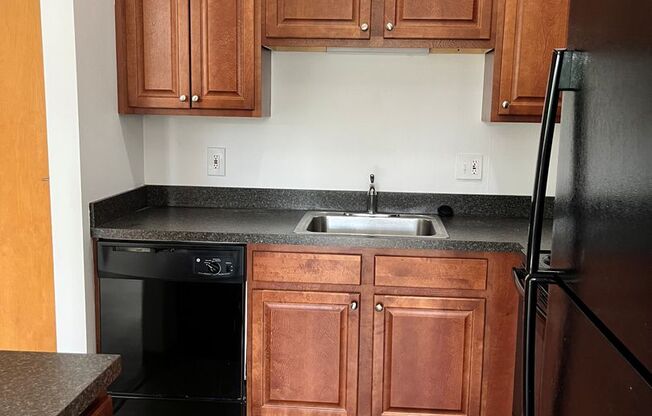 1 bed, 1 bath, 626 sqft, $1,750, Unit 45-218