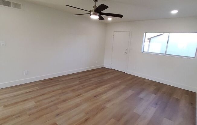 2 beds, 1 bath, 700 sqft, $1,500, Unit #3