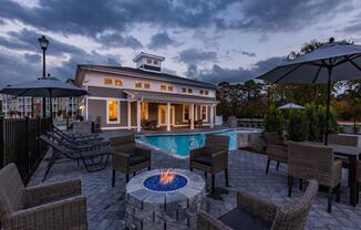 Outdoor Firepit Patio at Westport Apartments, Norfolk