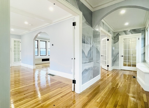 28 WOLCOTT RD