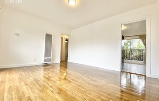 2404 2 AVE