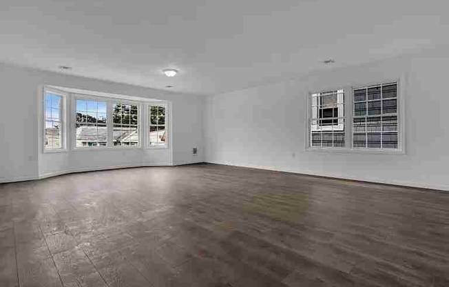 63 ALDINE ST