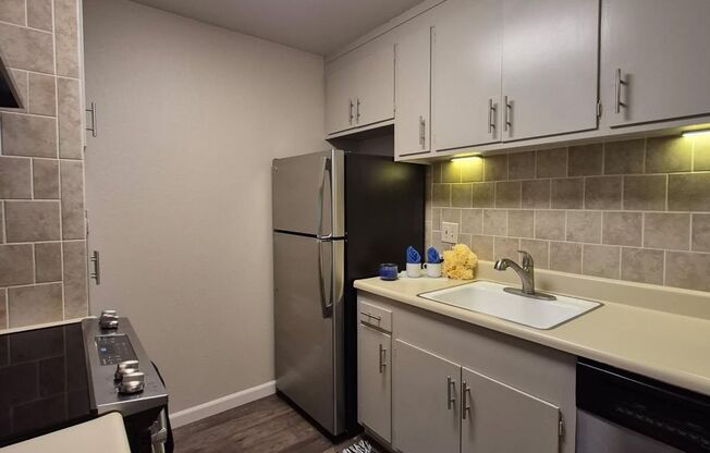 1711 N Street, Sacramento