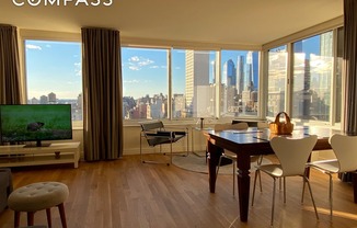 60 W 23 ST