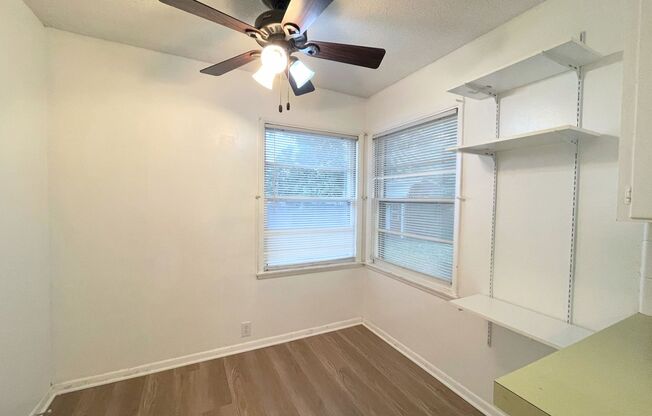 3 beds, 1 bath, $1,200