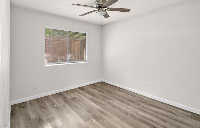 408 Regina St Unit #4 | SUMMER APPLICATION SPECIALS APPLY NOW!