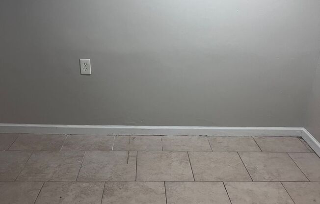 Cozy 2-Bedroom Home Available Now