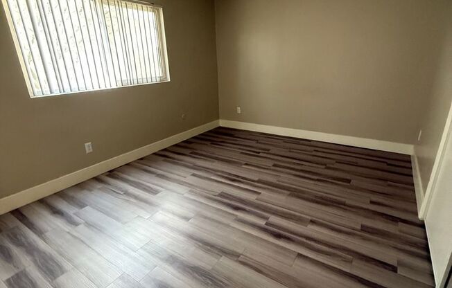2 beds, 1 bath, 860 sqft, $1,745, Unit 10176C