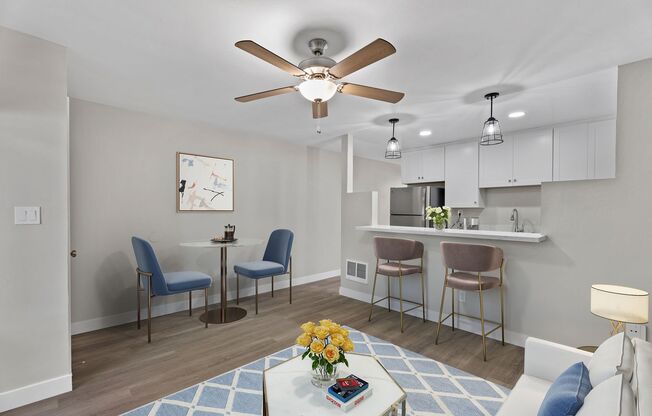1 bed, 1 bath, 550 sqft, $2,195, Unit 40-106