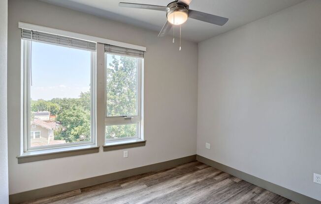 4 beds, 4 baths, 1,094 sqft, $2,900, Unit 202