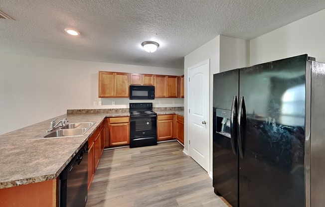 275 ELM CT