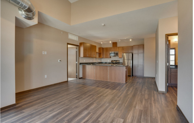 2 beds, 2 baths, 918 sqft, $1,985, Unit 208 - Atlantic