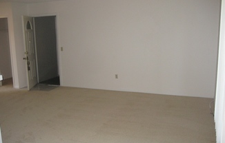 1 bed, 1 bath, $1,750, Unit # 9